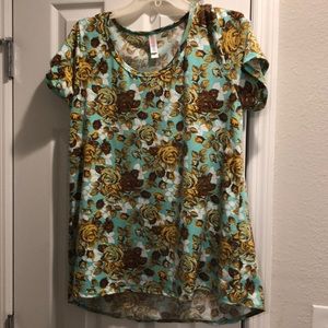 Lularoe Classic tee